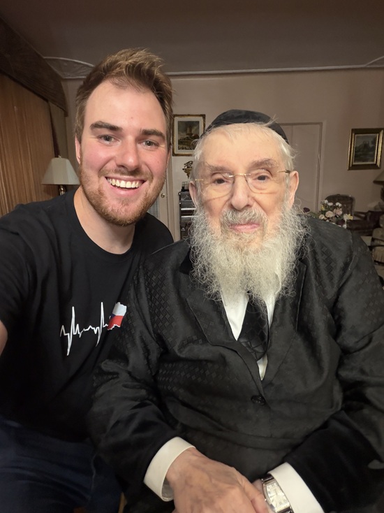 Jiri Kluc with Rabbi Nissen Mangel.